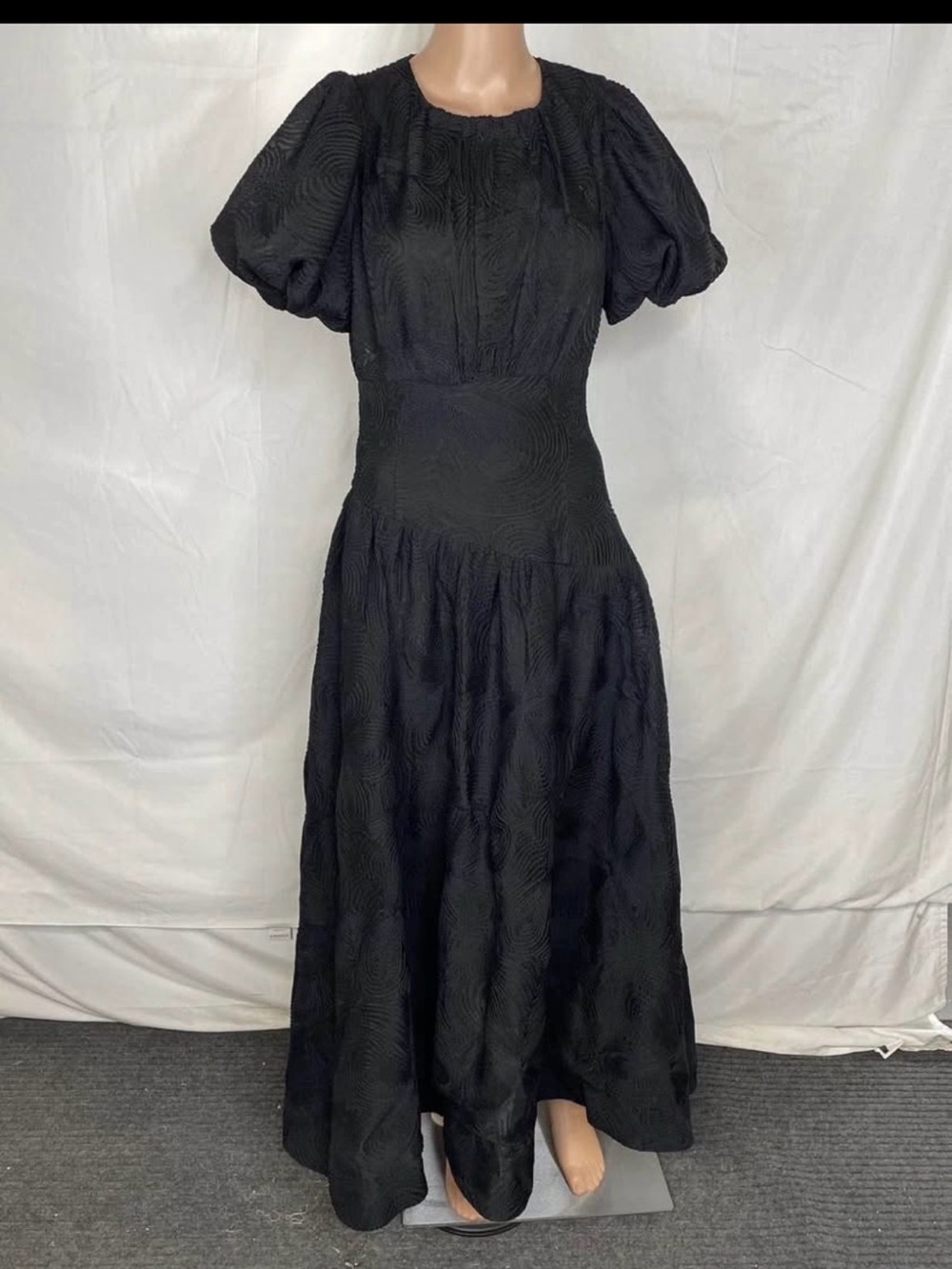 Cejon Black Textured Puff-Sleeve Maxi Dress